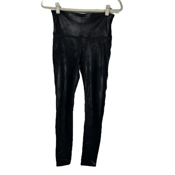 SPANX Pants - SPANX Black Faux Leather Leggings Womens Large SPANXshape Stretchy Compression‎